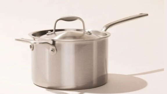 4 quart stainless saucepan made in cookware